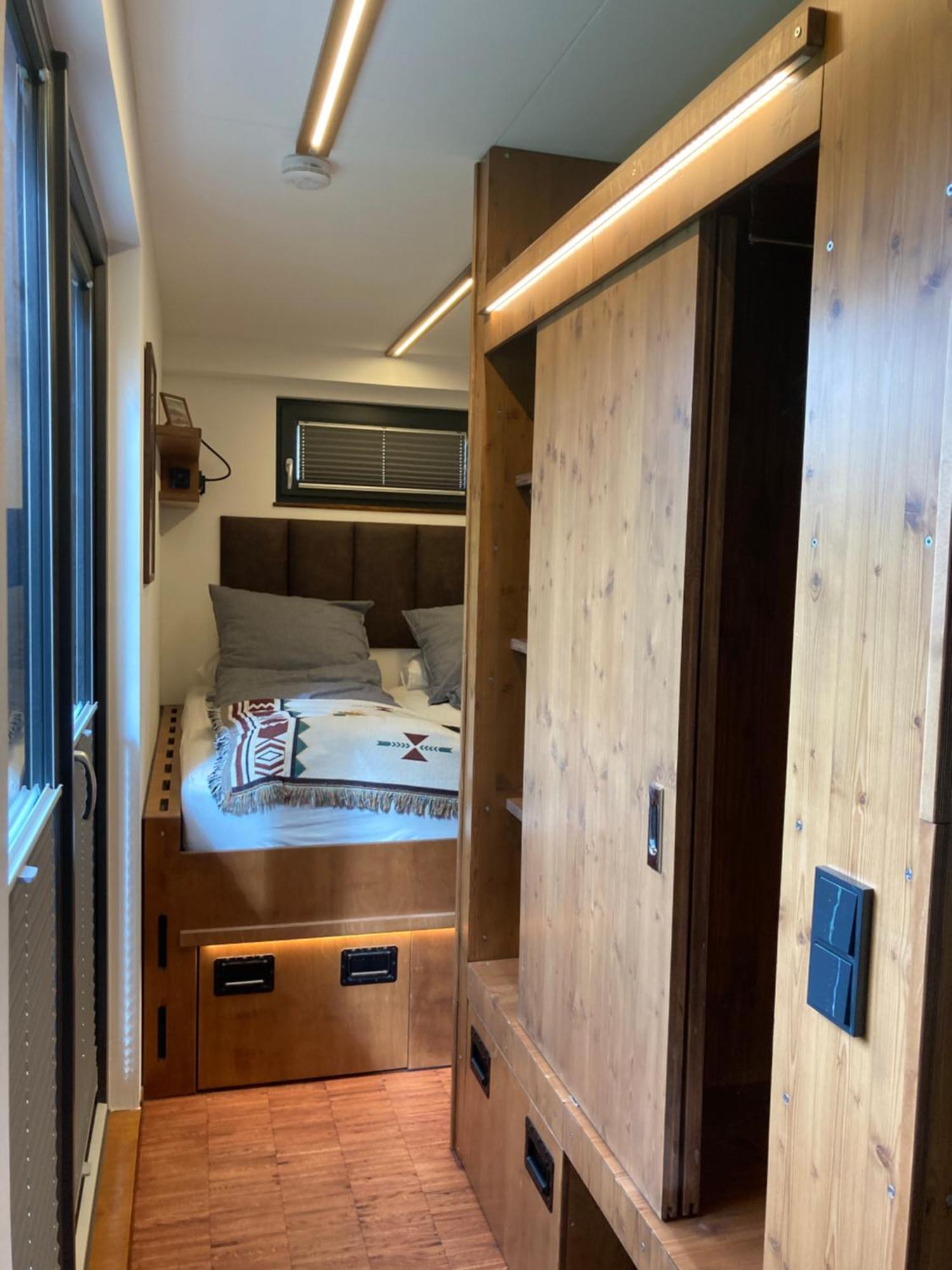 Tiny House Im Seecontainer Mit Parkplatz, Glasfaser, Netflix, Veranda Und Gehobener Ausstattung Кобург Екстериор снимка