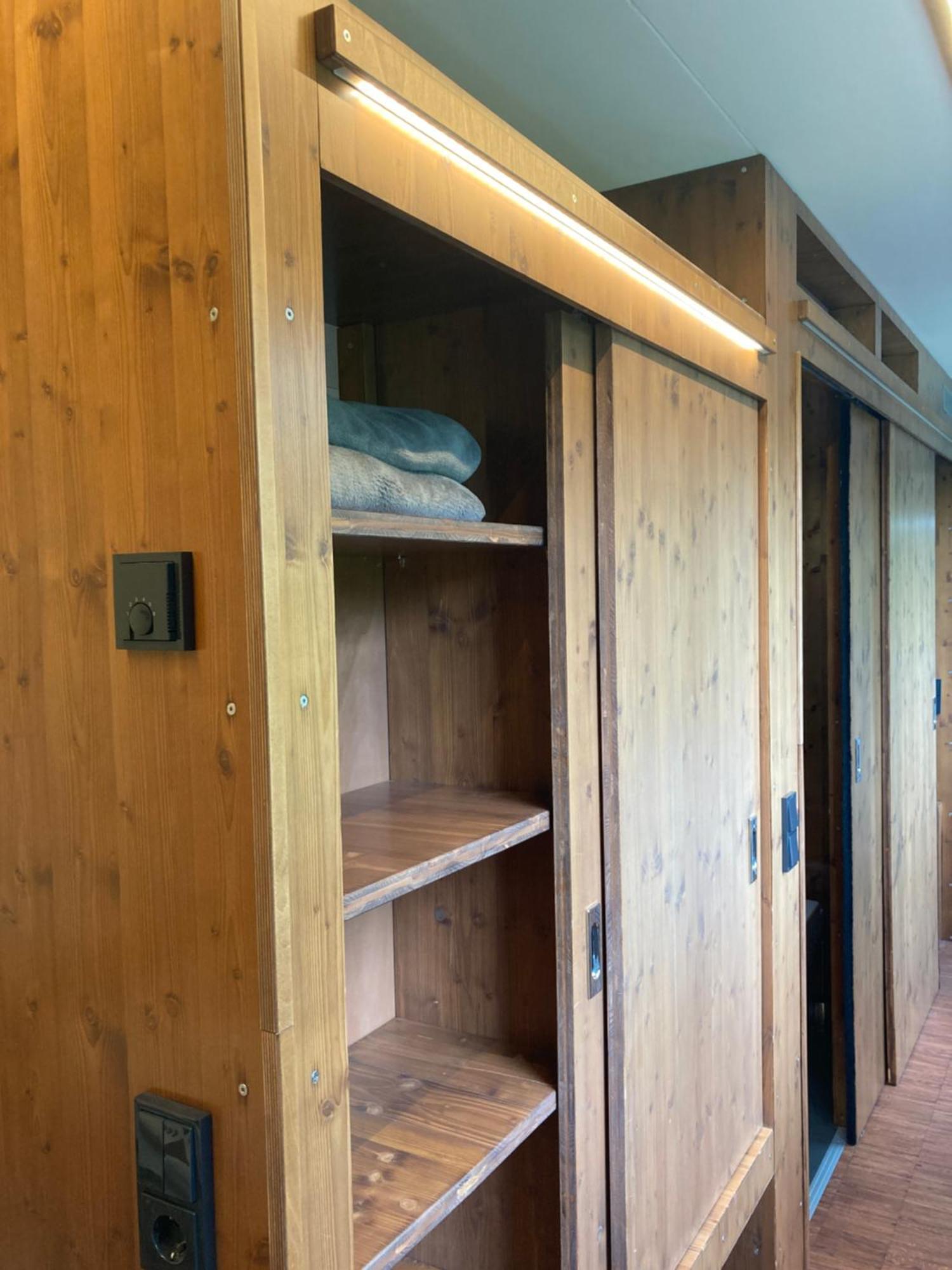 Tiny House Im Seecontainer Mit Parkplatz, Glasfaser, Netflix, Veranda Und Gehobener Ausstattung Кобург Екстериор снимка